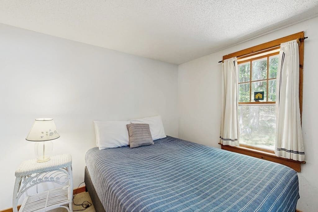 Photo of Bedroom in Freedom