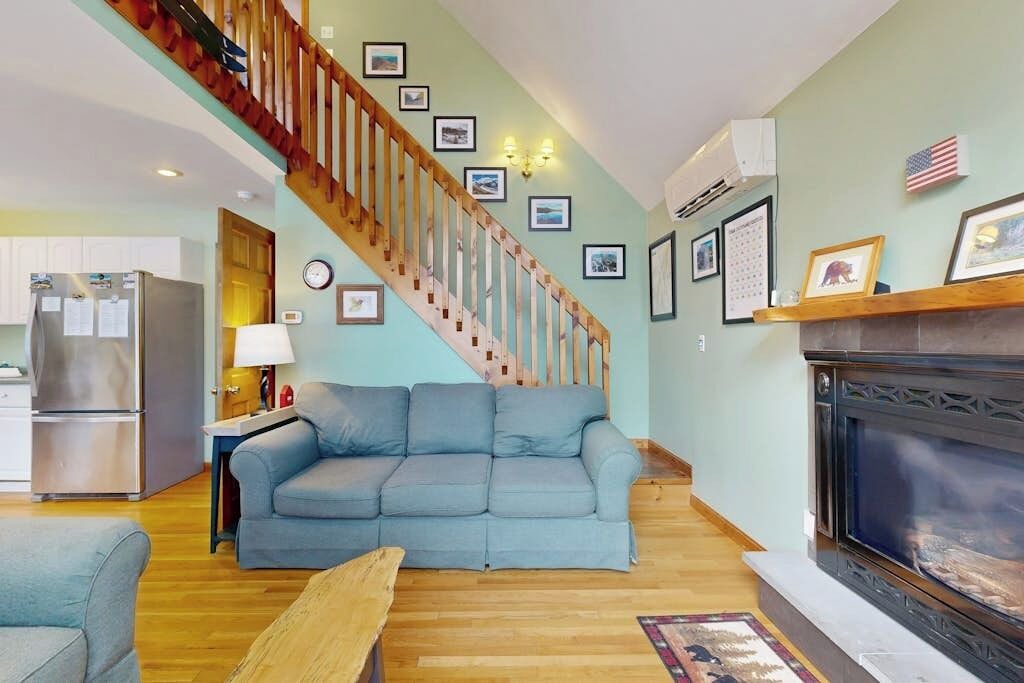 Photo of Livingroom in Intervale