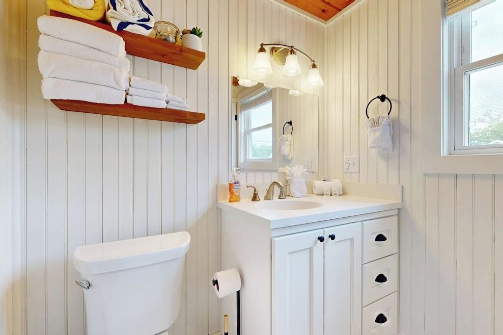 Photo of Bathroom in Ogunquit