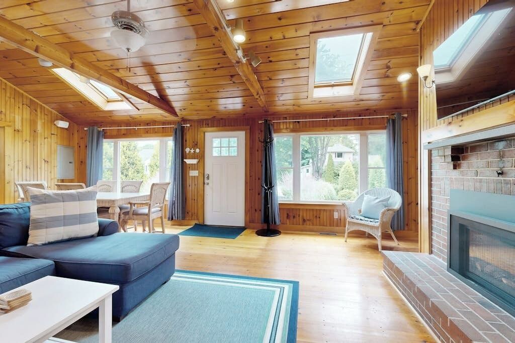 Photo of Livingroom in Ogunquit