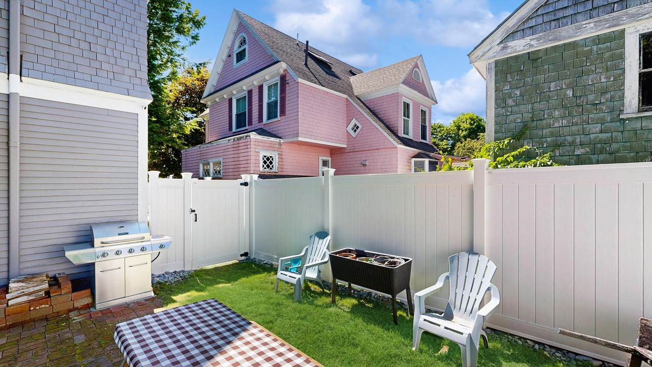 Photo of Patio Balcony in Kennebunkport