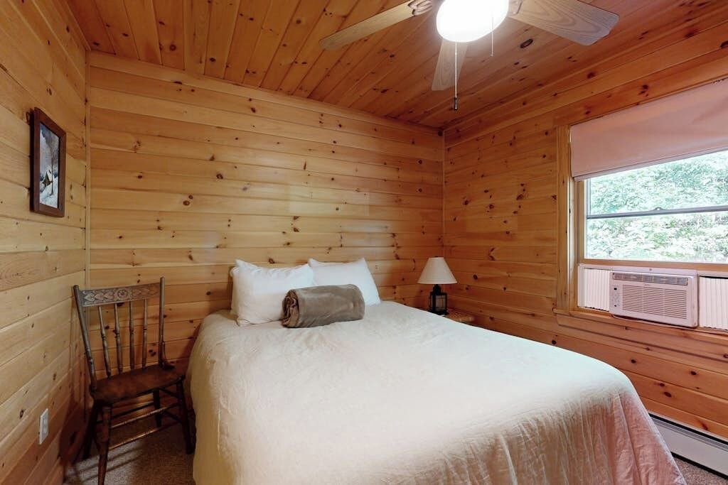 Photo of Bedroom in Greenwood