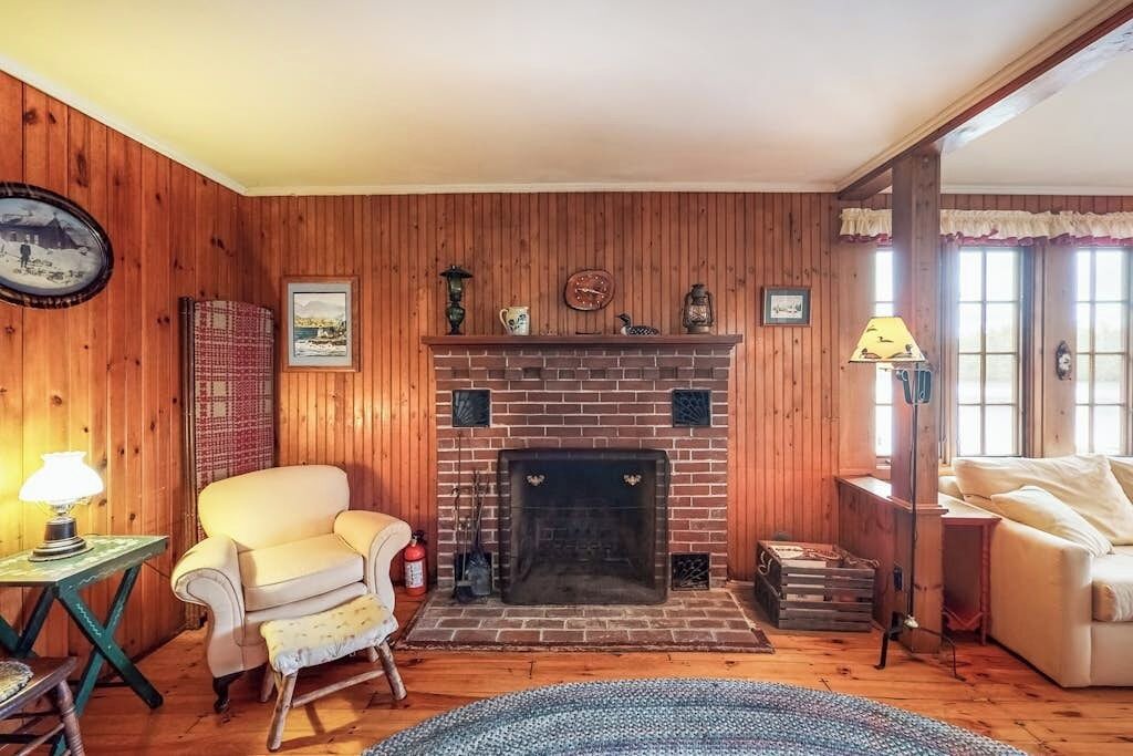 Photo of Livingroom in Raymond