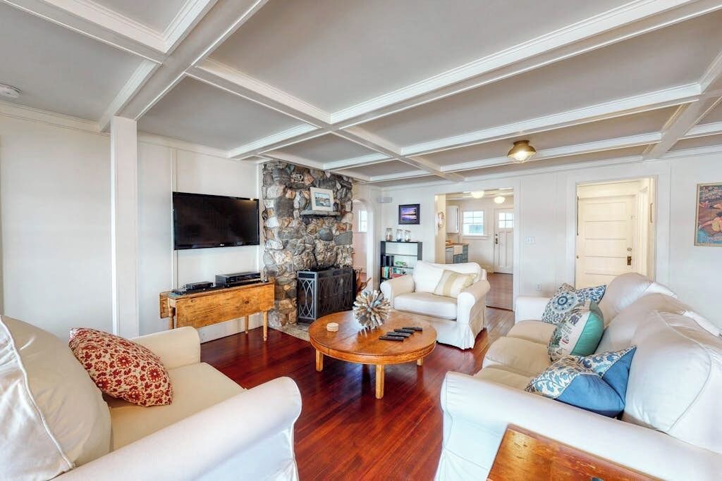 Photo of Livingroom in Monmouth