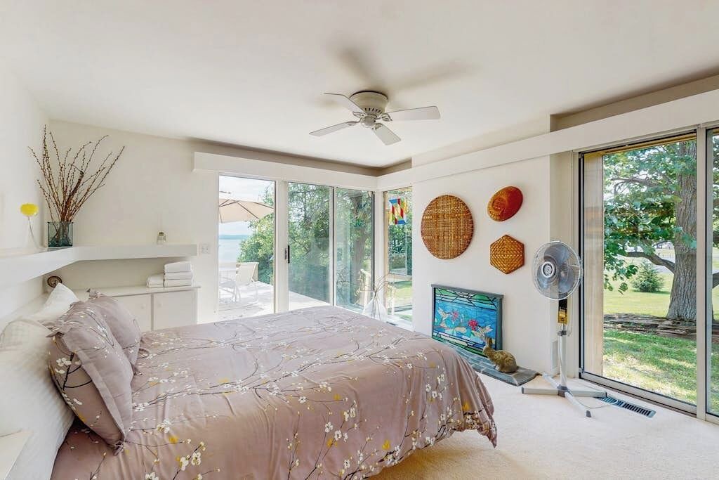 Photo of Bedroom in North Hero