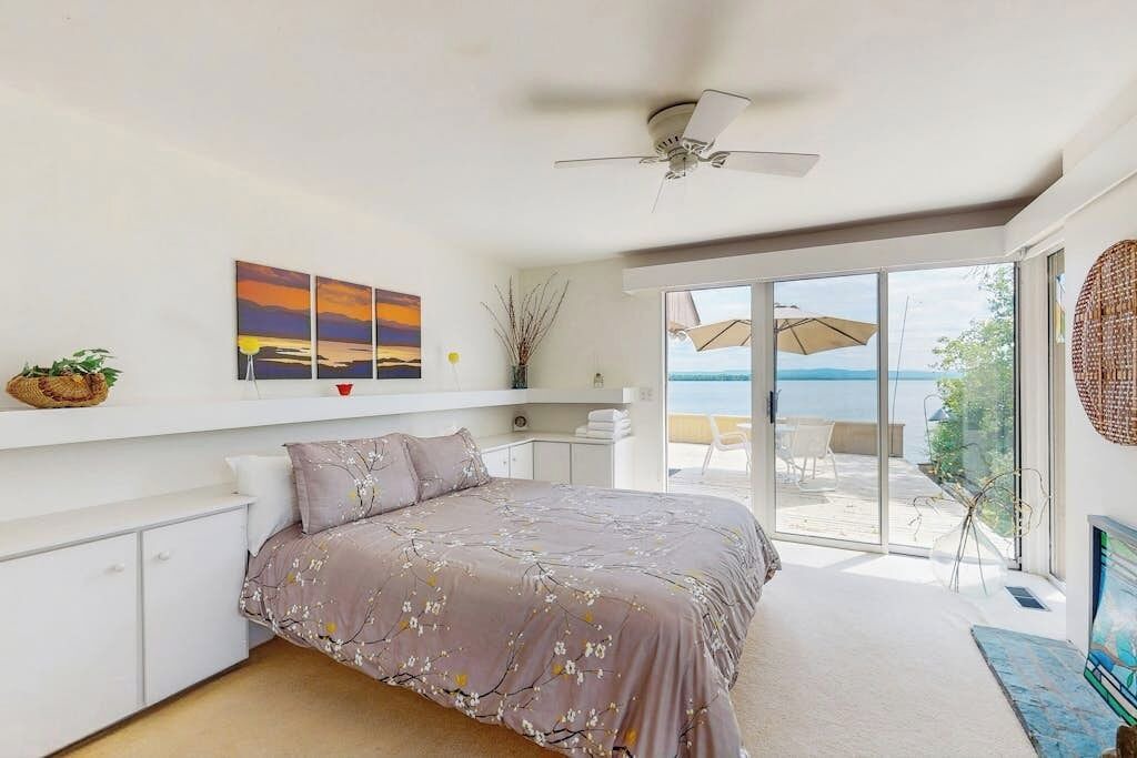 Photo of Bedroom in North Hero