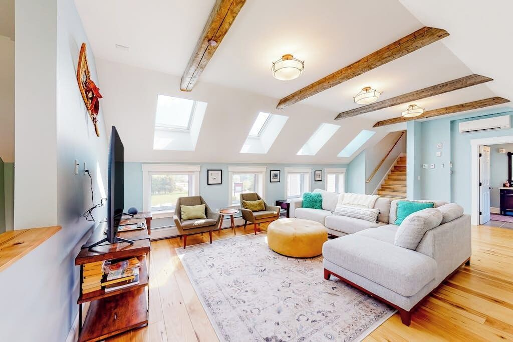 Photo of Livingroom in Waterbury Center