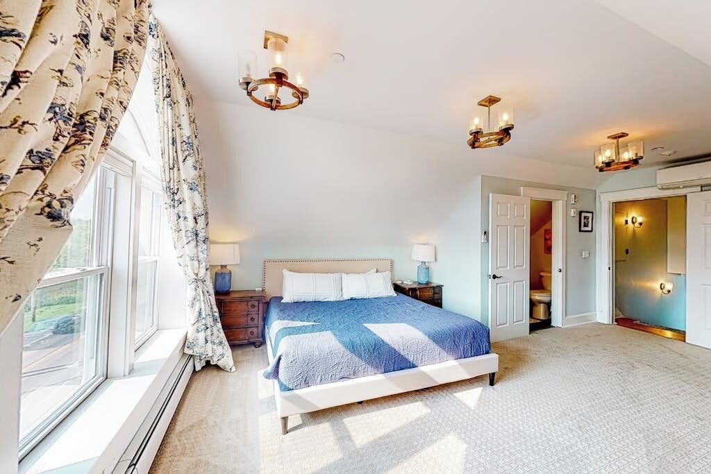 Photo of Bedroom in Waterbury Center