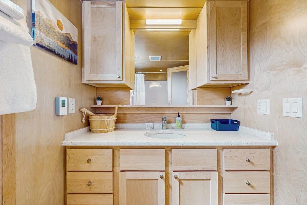 Photo of Bathroom in Malletts Bay