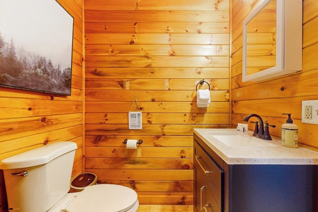 Photo of Bathroom in Glover