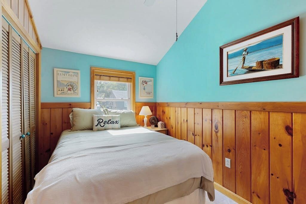 Photo of Bedroom in Malletts Bay