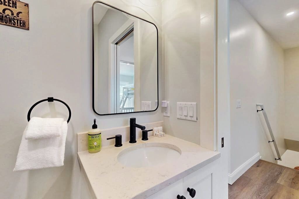 Photo of Bathroom in Malletts Bay