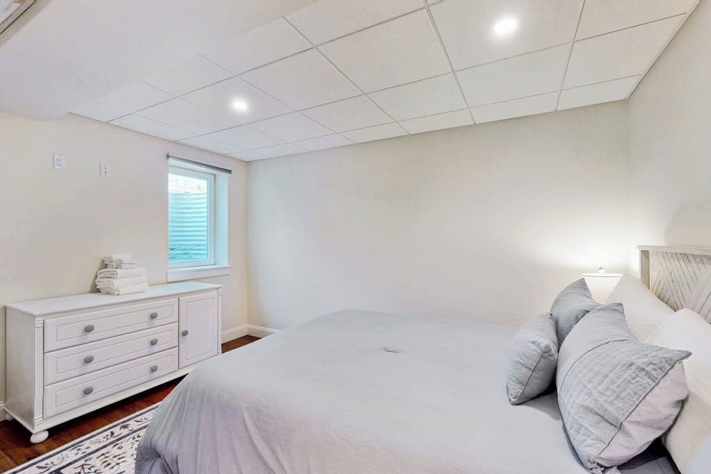 Photo of Bedroom in Malletts Bay