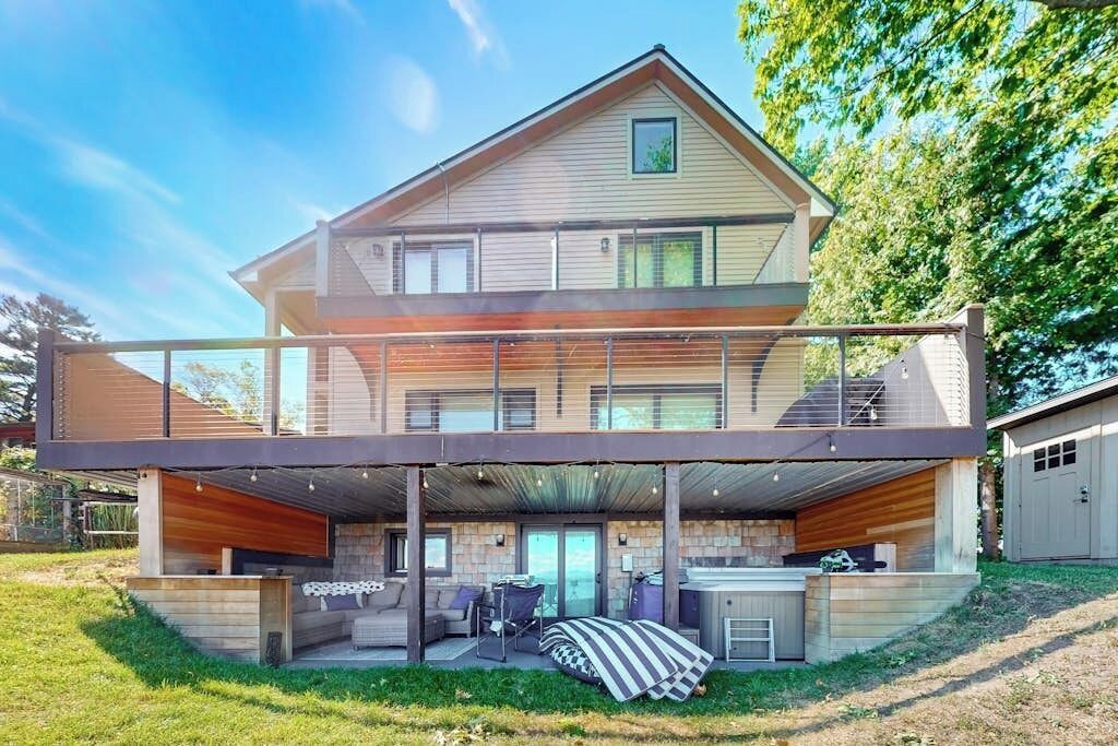 Photo of Outdoor in Malletts Bay