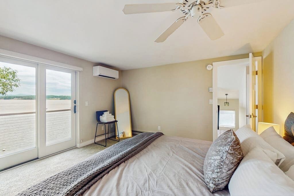 Photo of Bedroom in Malletts Bay