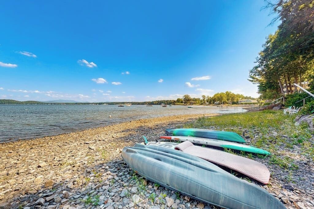 Photo of Others in Malletts Bay