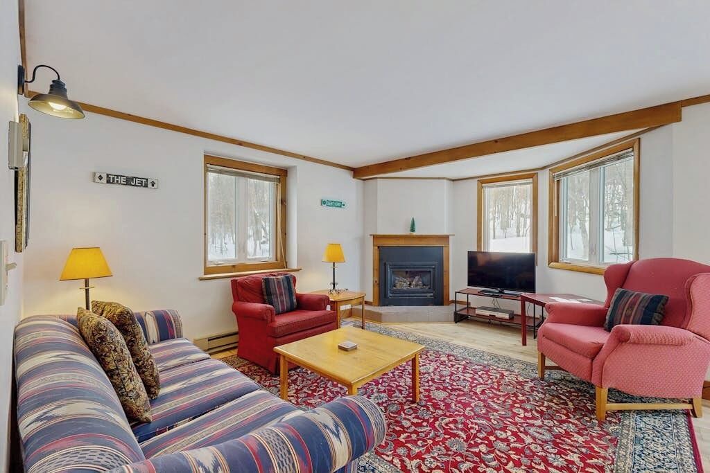 Photo of Livingroom in North Troy