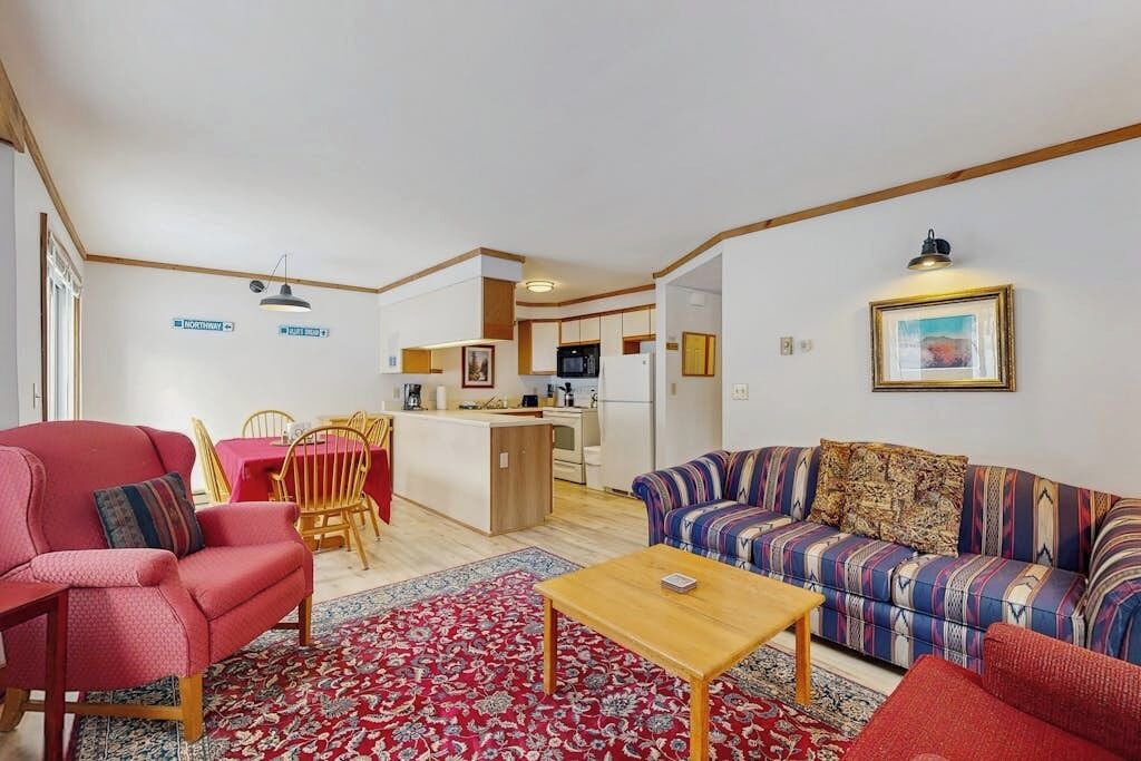 Photo of Livingroom in North Troy