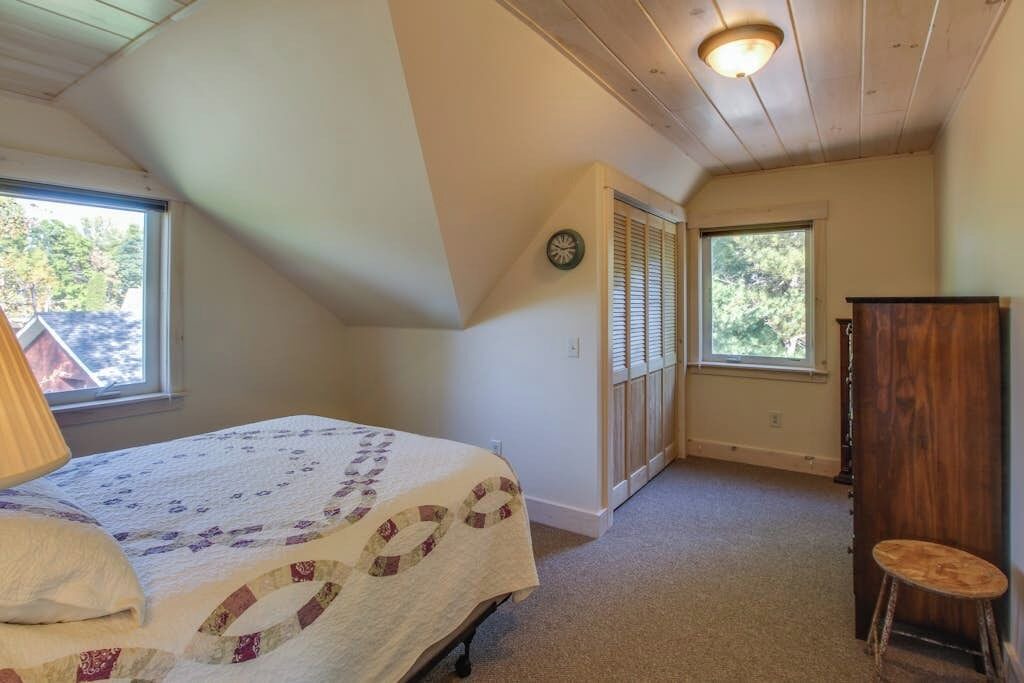 Photo of Bedroom in North Hero