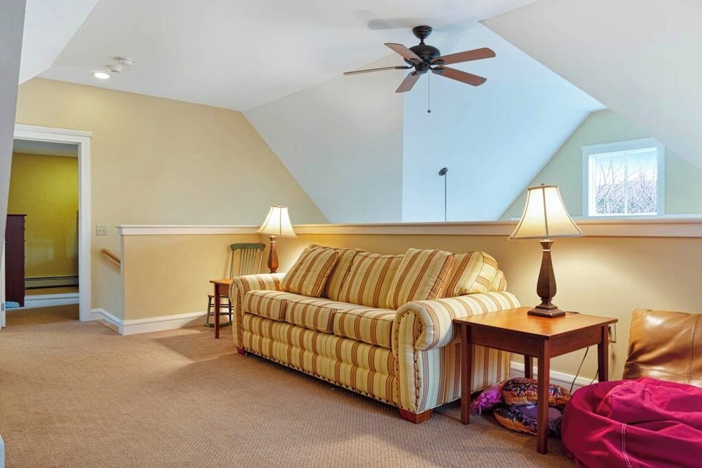 Photo of Livingroom in Proctorsville