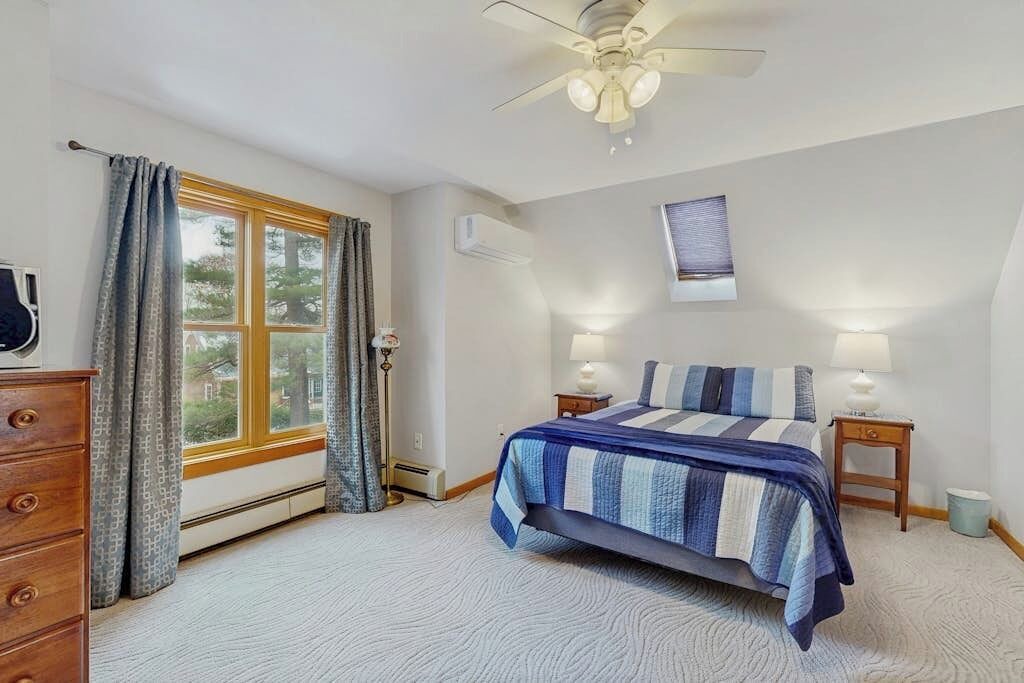 Photo of Bedroom in Malletts Bay
