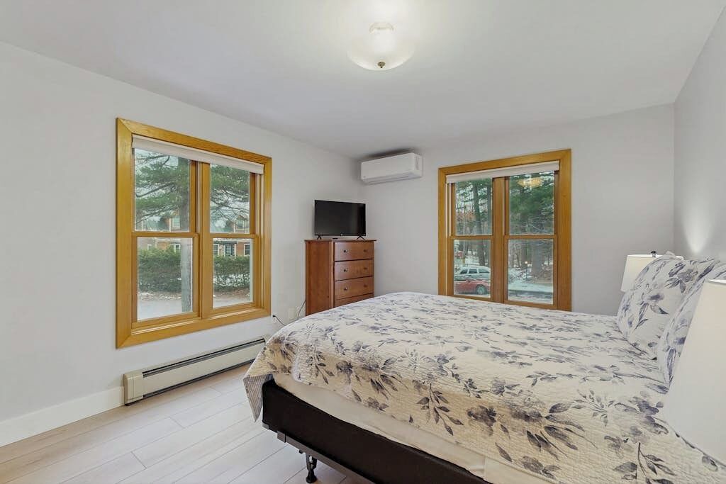 Photo of Bedroom in Malletts Bay