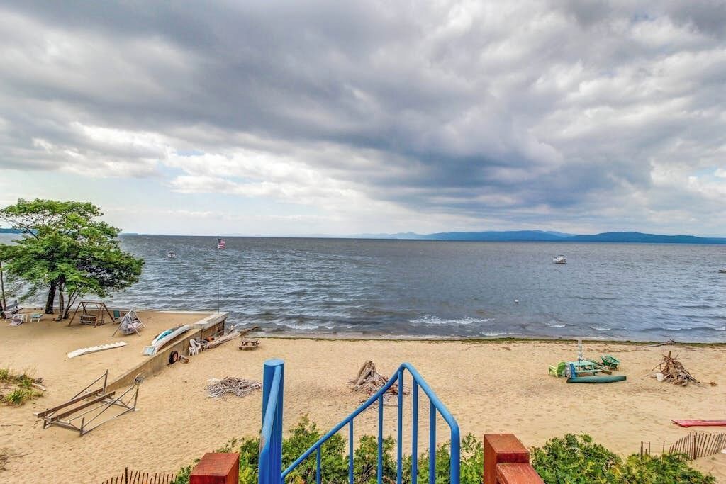 Photo of Others in Malletts Bay