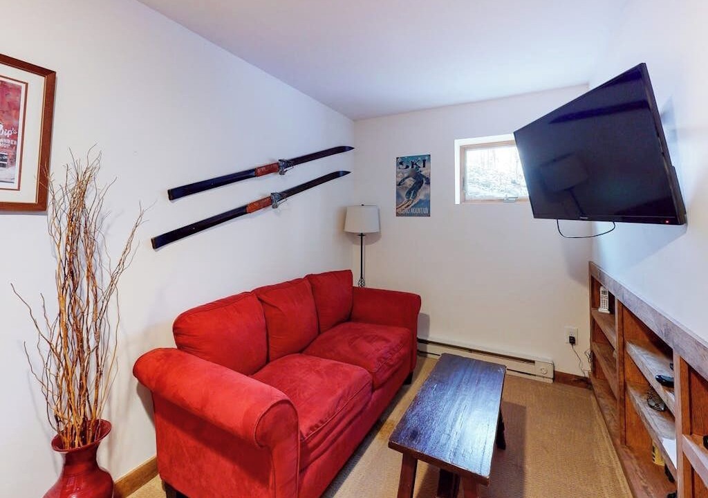 Photo of Livingroom in Plymouth