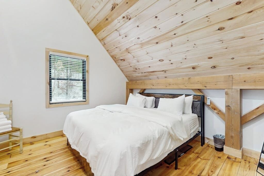 Photo of Bedroom in Readsboro