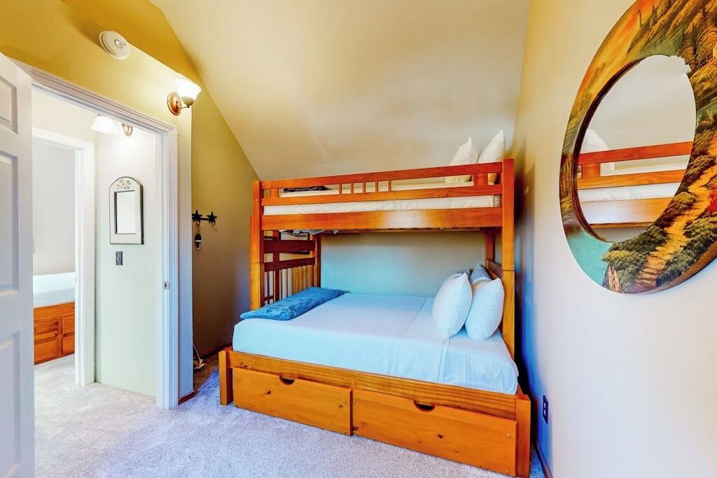 Photo of Bedroom in Proctorsville