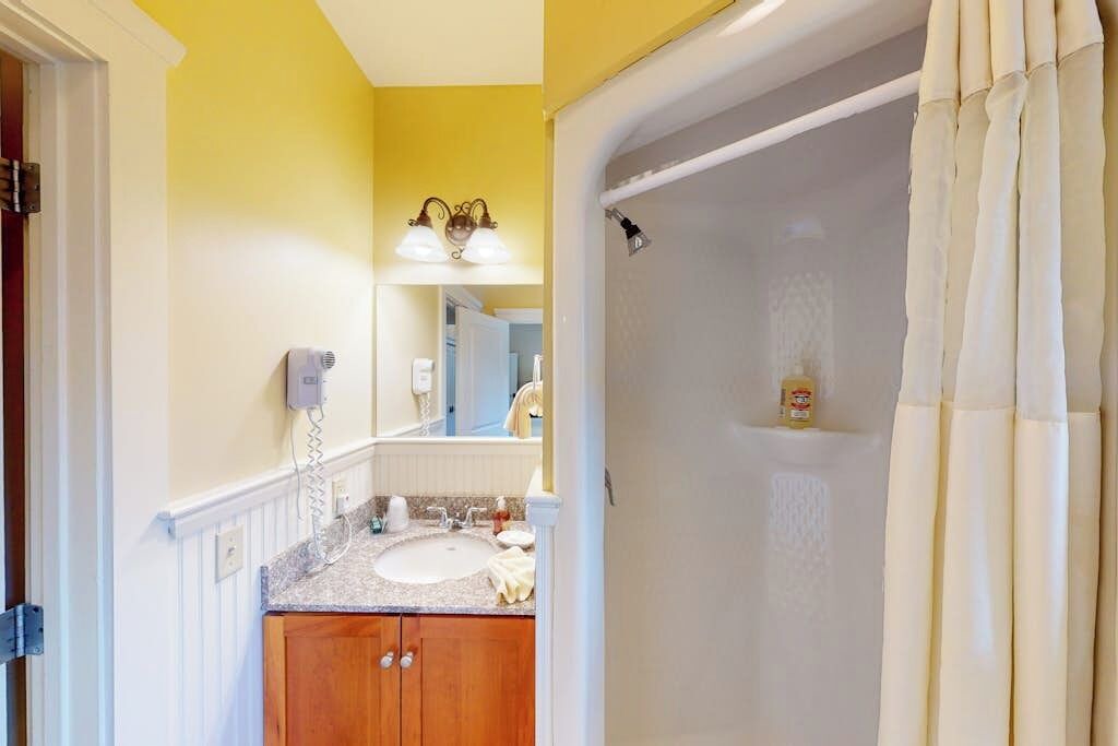 Photo of Bathroom in Proctorsville