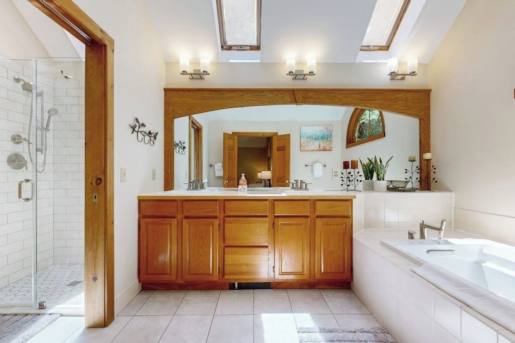 Photo of Bathroom in Londonderry