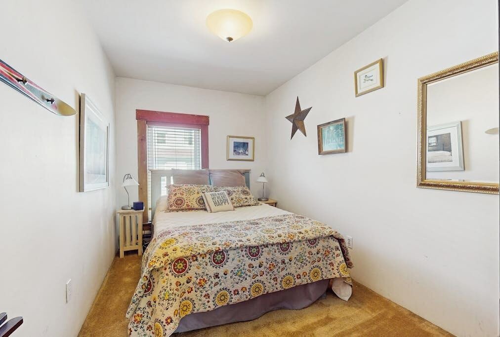 Photo of Bedroom in Proctorsville