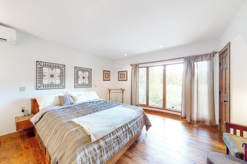 Photo of Bedroom in Plymouth