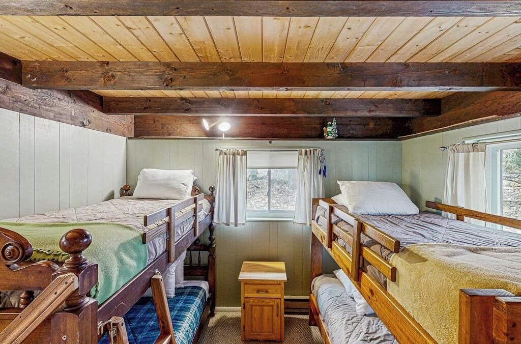 Photo of Bedroom in Wardsboro