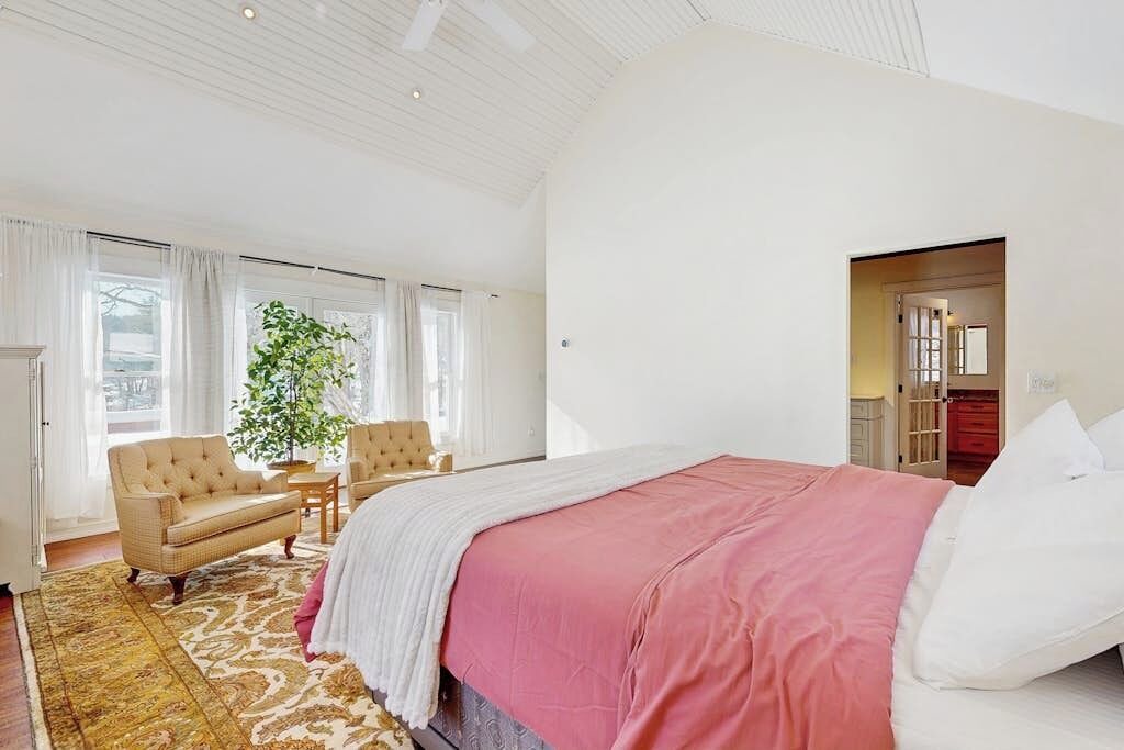 Photo of Bedroom in Cavendish