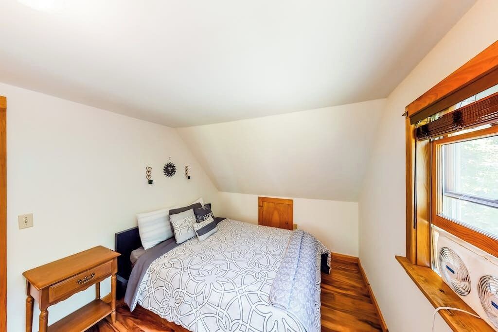 Photo of Bedroom in Green Mountains