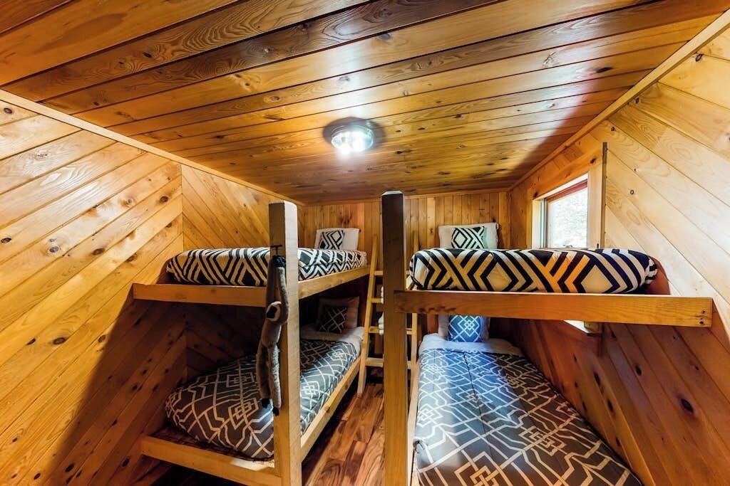 Photo of Bedroom in Green Mountains