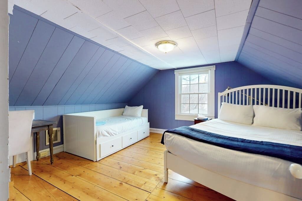 Photo of Bedroom in Weston