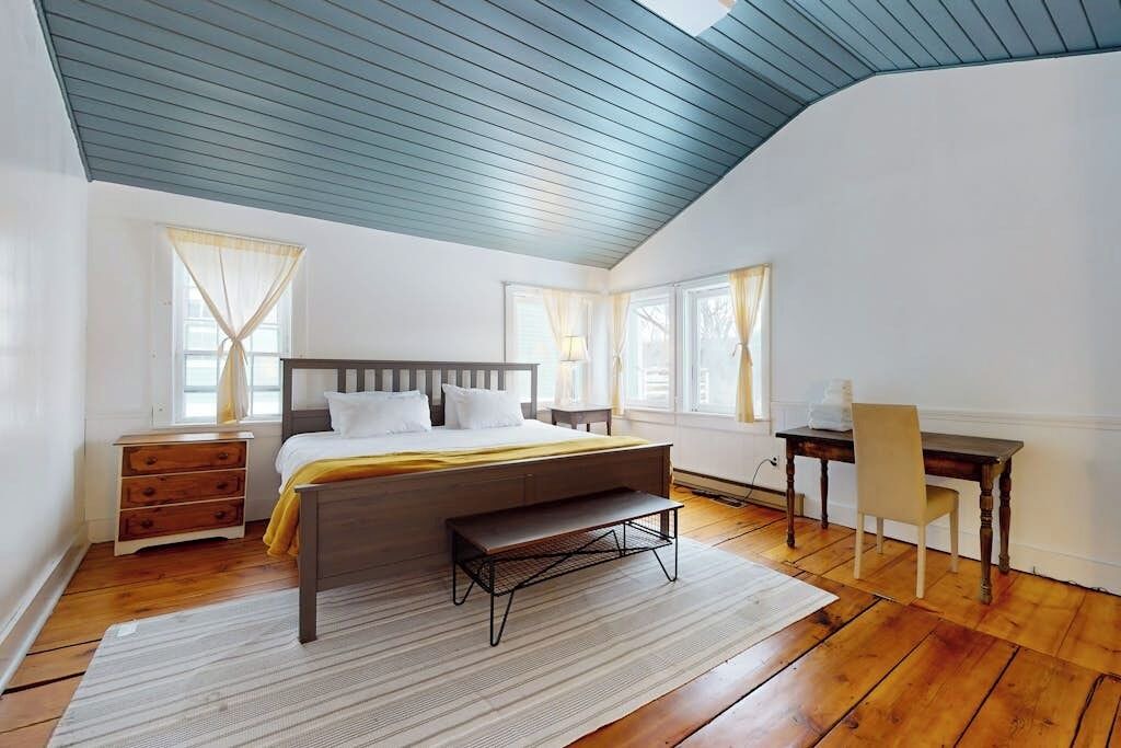 Photo of Bedroom in Weston