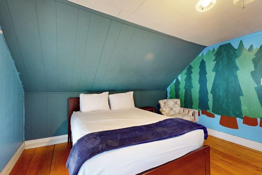 Photo of Bedroom in Weston
