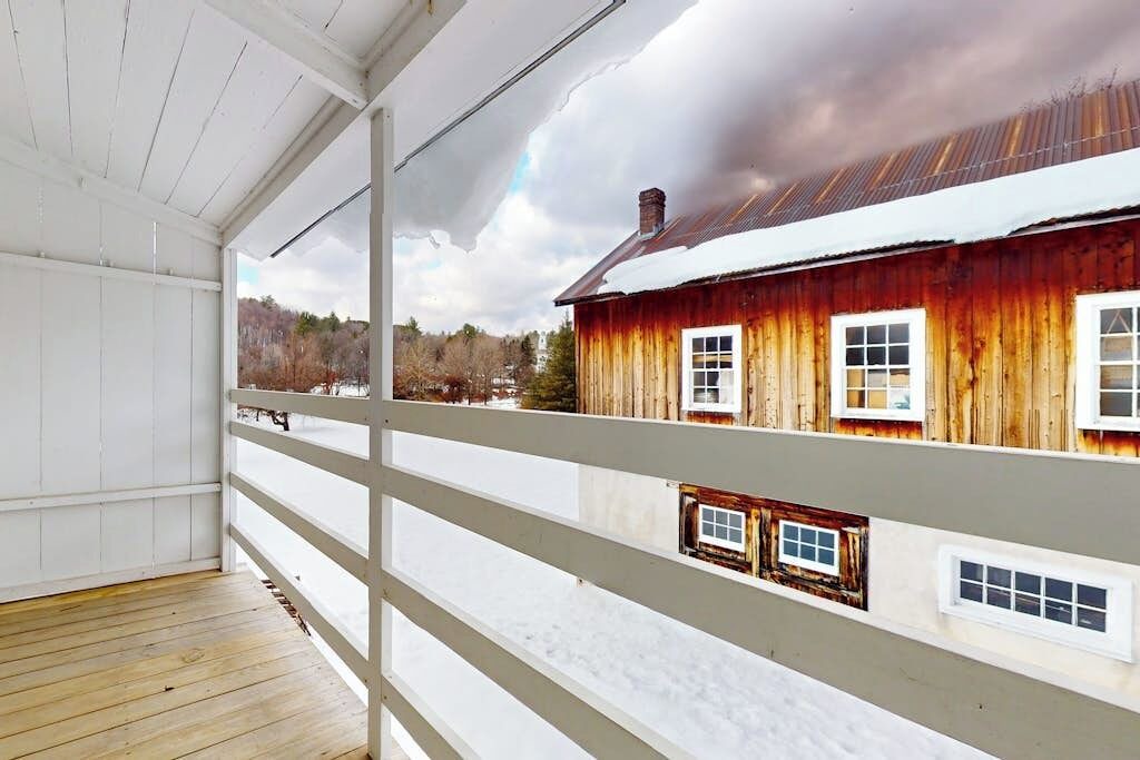Photo of Outdoor in Weston