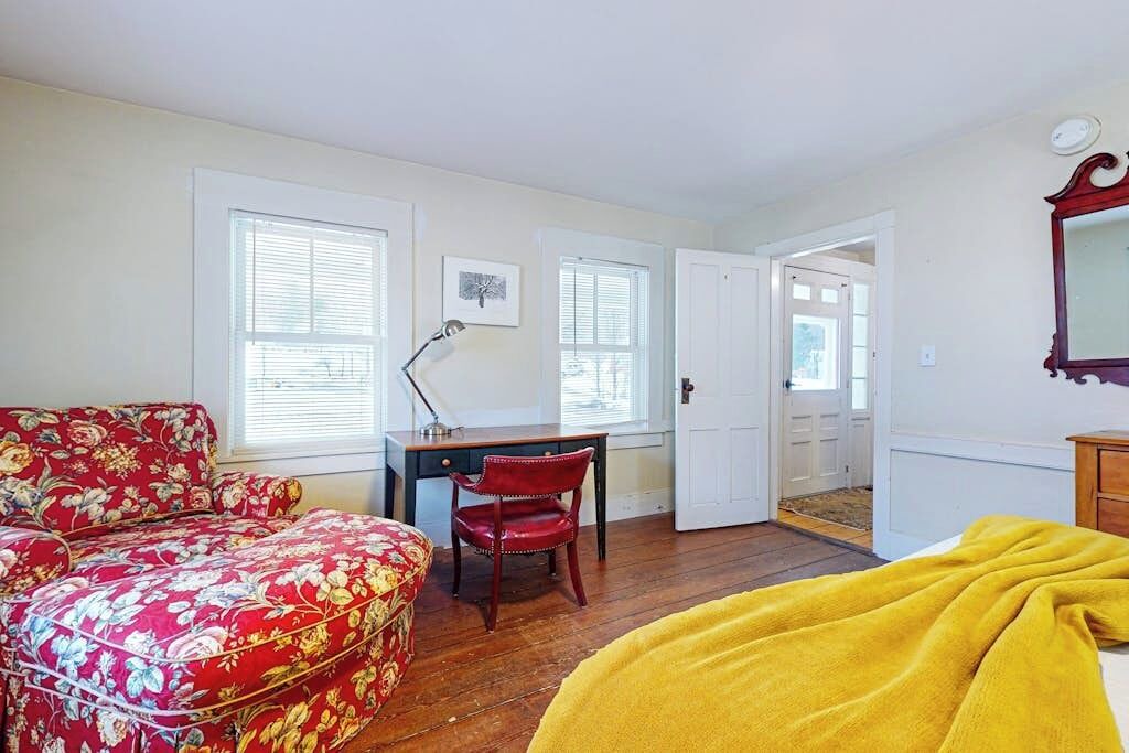 Photo of Bedroom in Weston