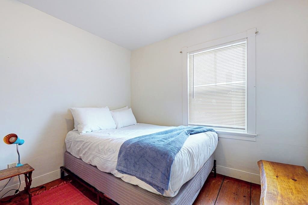 Photo of Bedroom in Weston