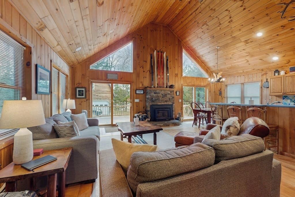 Photo of Livingroom in Stratton and Bromley Ski Areas