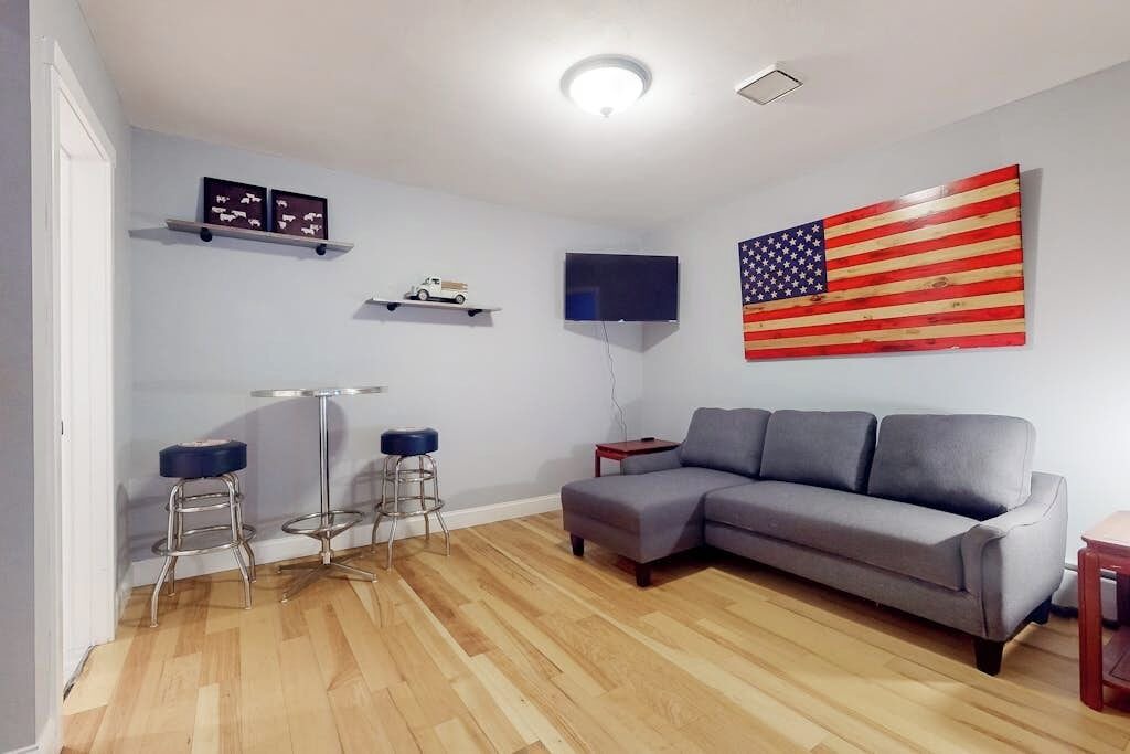 Photo of Livingroom in Brownsville
