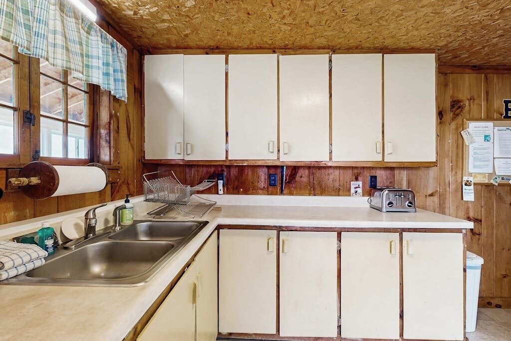 Photo of Kitchen in Malletts Bay