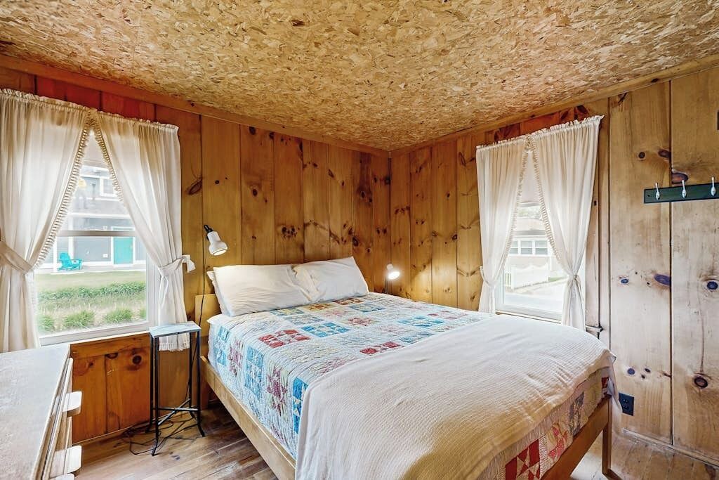 Photo of Bedroom in Malletts Bay