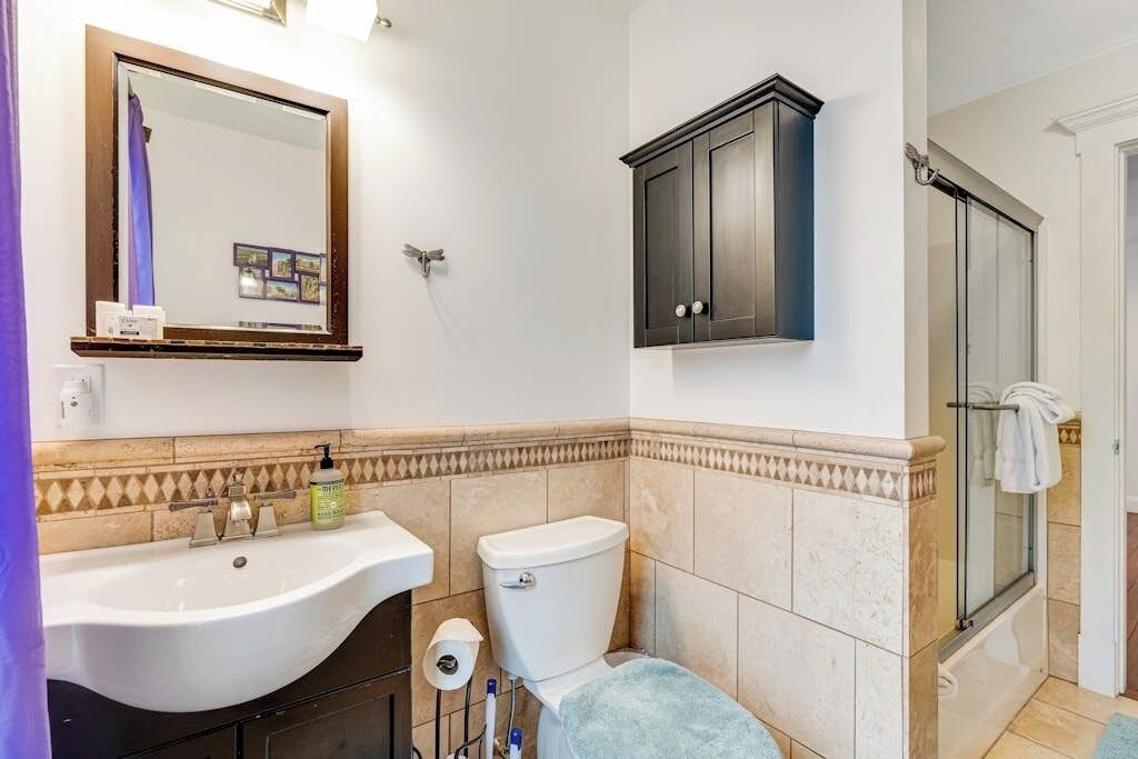 Photo of Bathroom in Malletts Bay