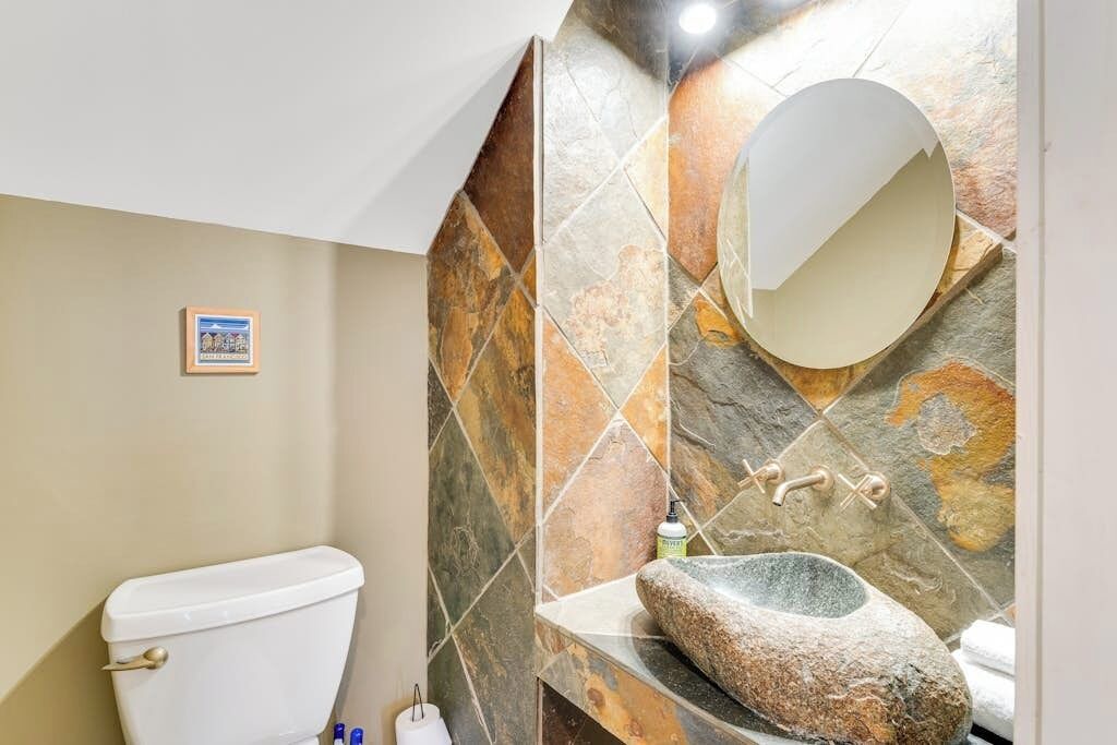 Photo of Bathroom in Malletts Bay